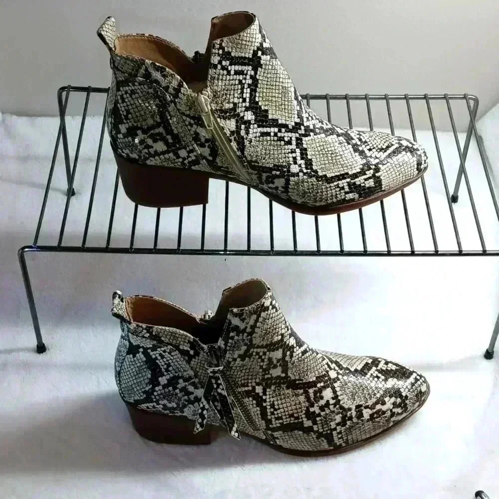 MIA audin snakeskin
